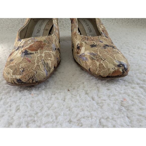 JONES NEW YORK 1998 Yellow Floral Tapestry Heels Pumps Size 7 Made in Spain - Picture 5 of 14